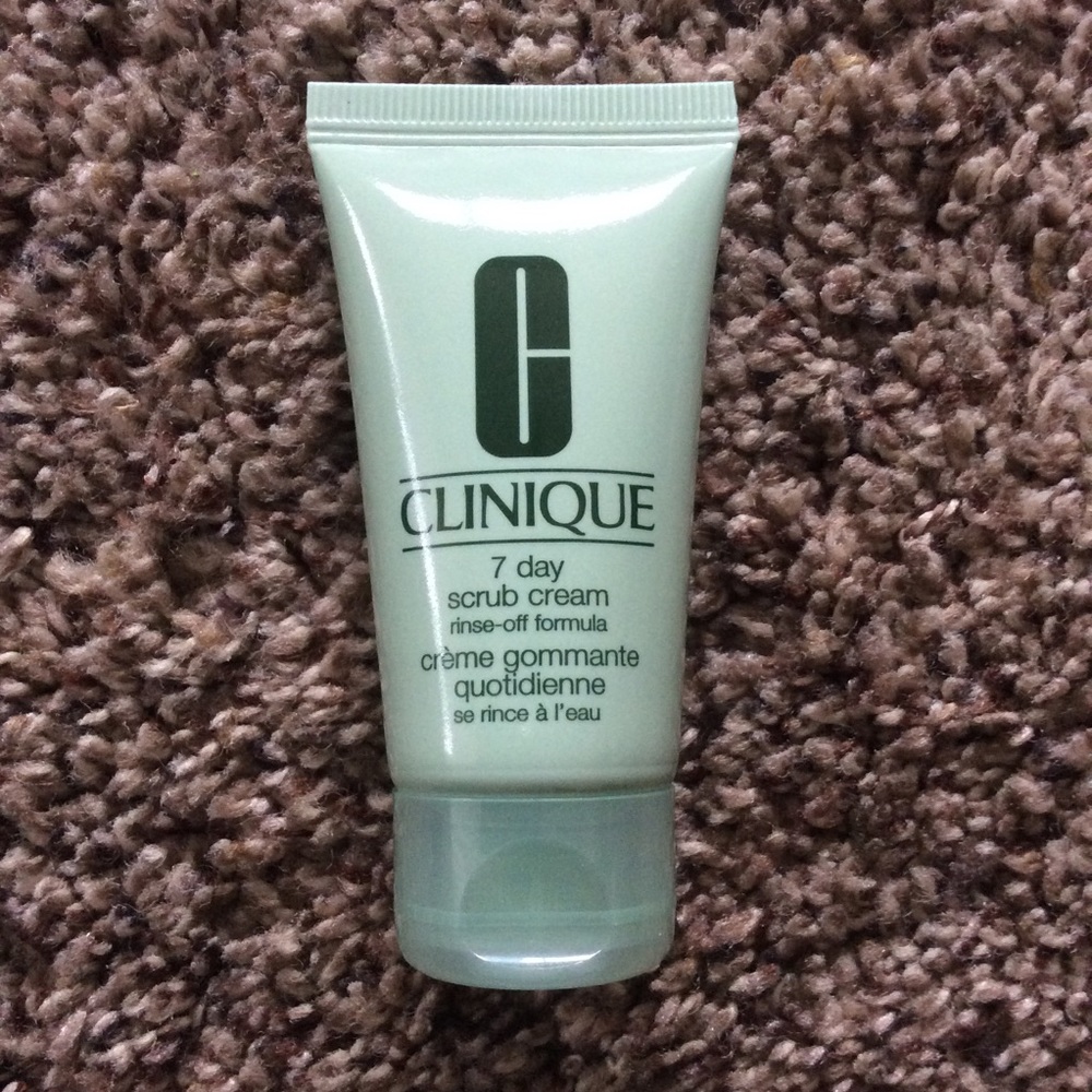 Clinique Sample Set - Picture 7 of 15